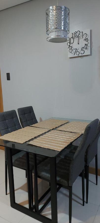 Signa Designer Residences Tower 2 Manila Eksteriør billede